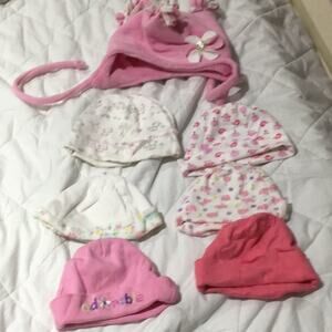 7mixed baby hats gently worn a time or so